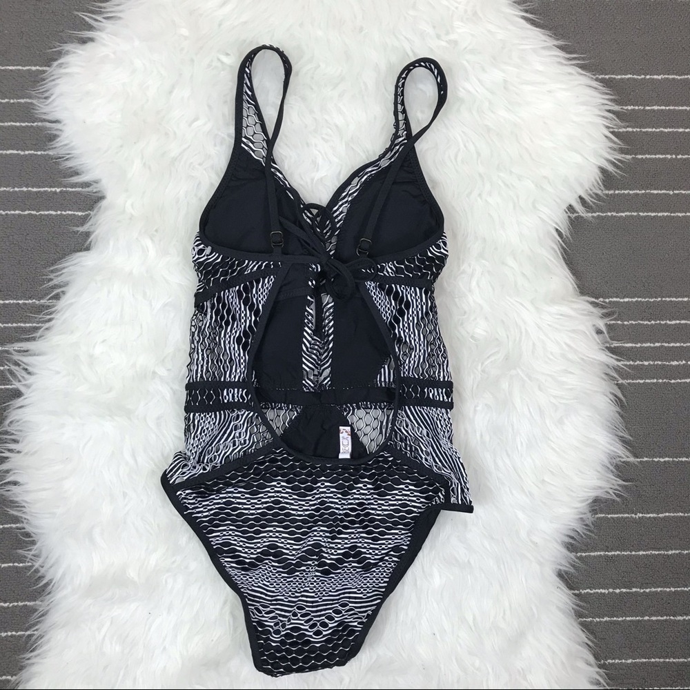 NEW Becca crochet lace swimsuit - Picture 6 of 8